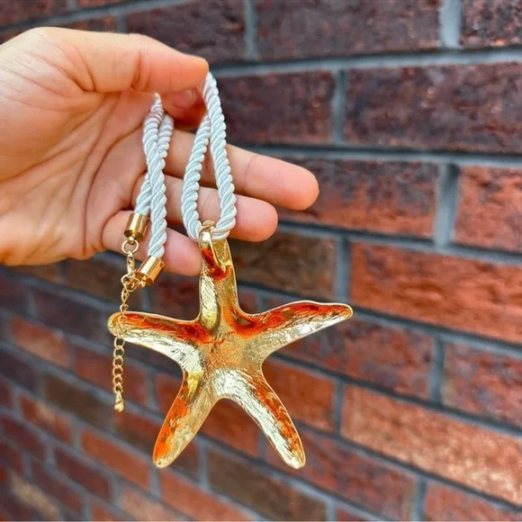 Starfish Gold Cord Necklace - Picture 6 of 6